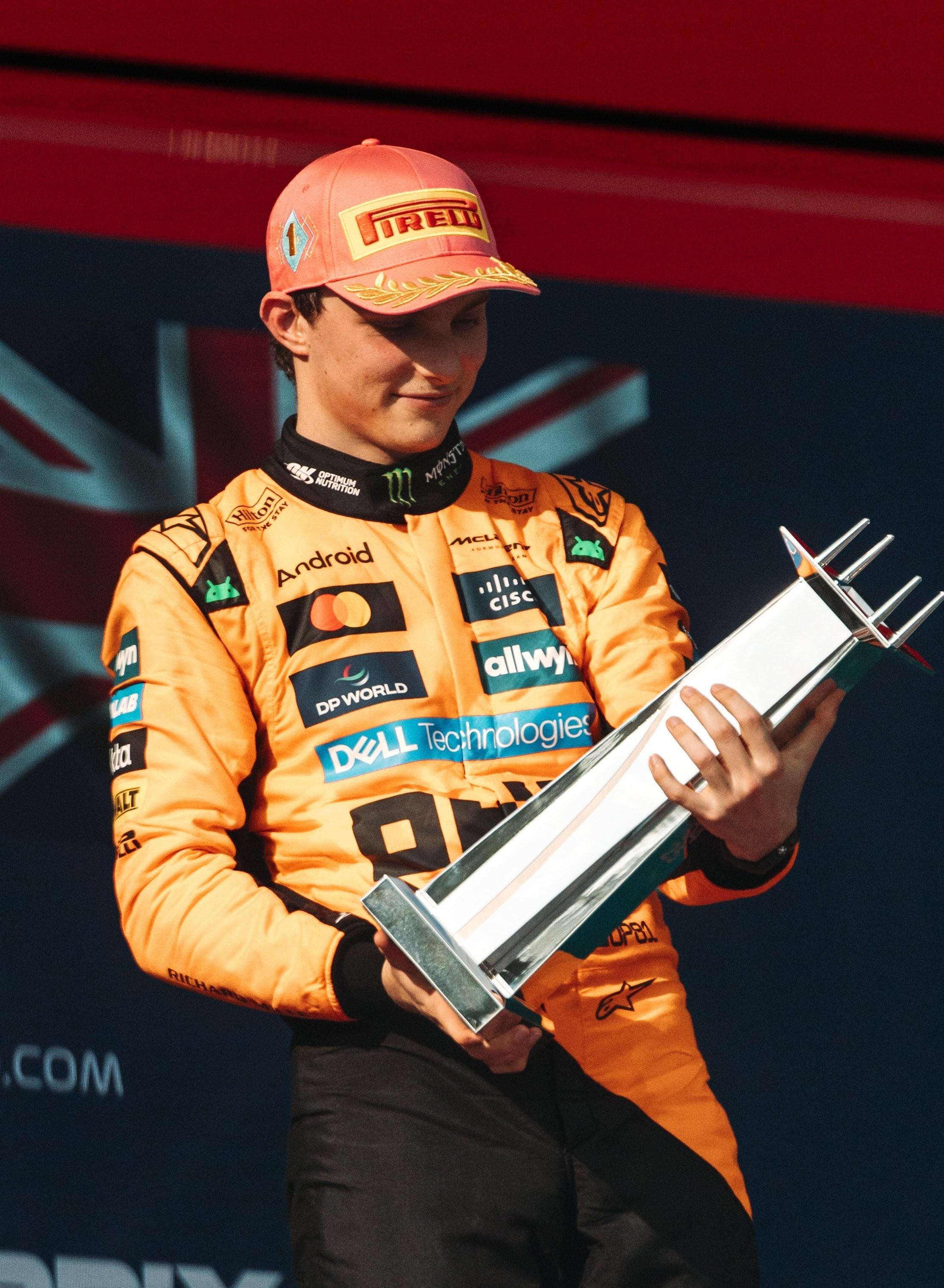 开云体育APP下载-威廉姆斯完胜迈凯伦，诺里斯高光表现