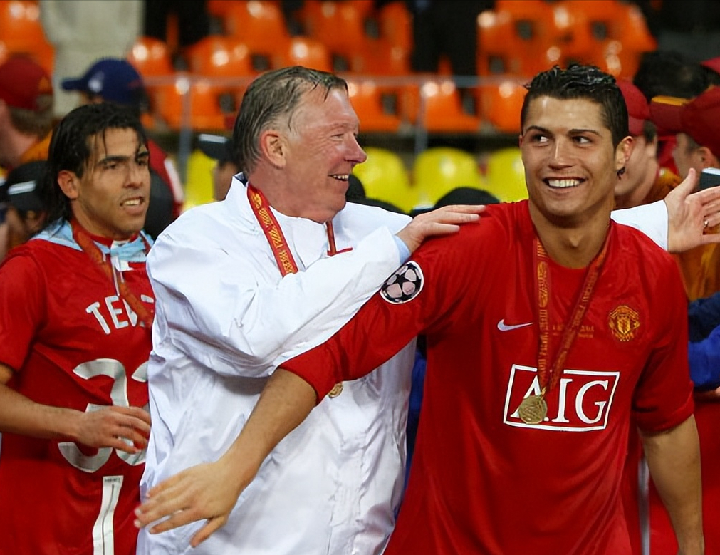 曼联逆转哥伦比亚,C罗统治全场 曼联逆转哥伦比亚,C罗统治全场