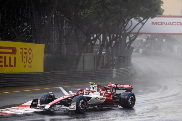 开云官网-法拉利绝杀红牛二队，佩雷兹扛起全队